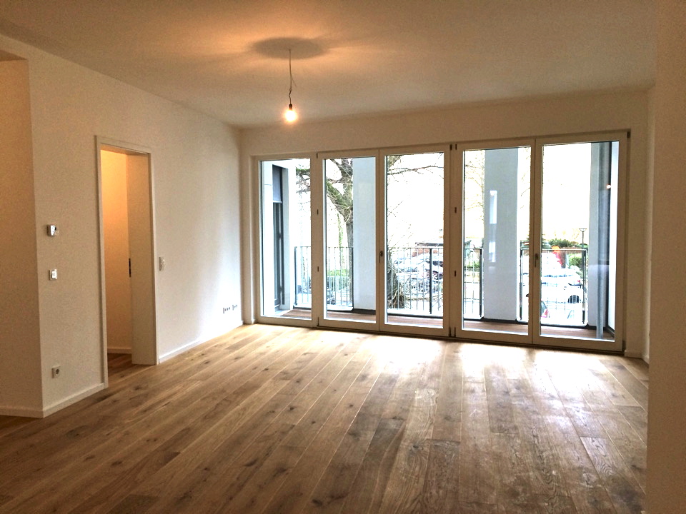 Three-room-apartment in one of the best districts of Berlin