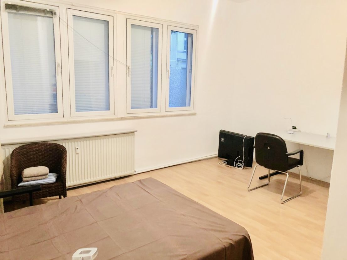 Small furnished apartment 